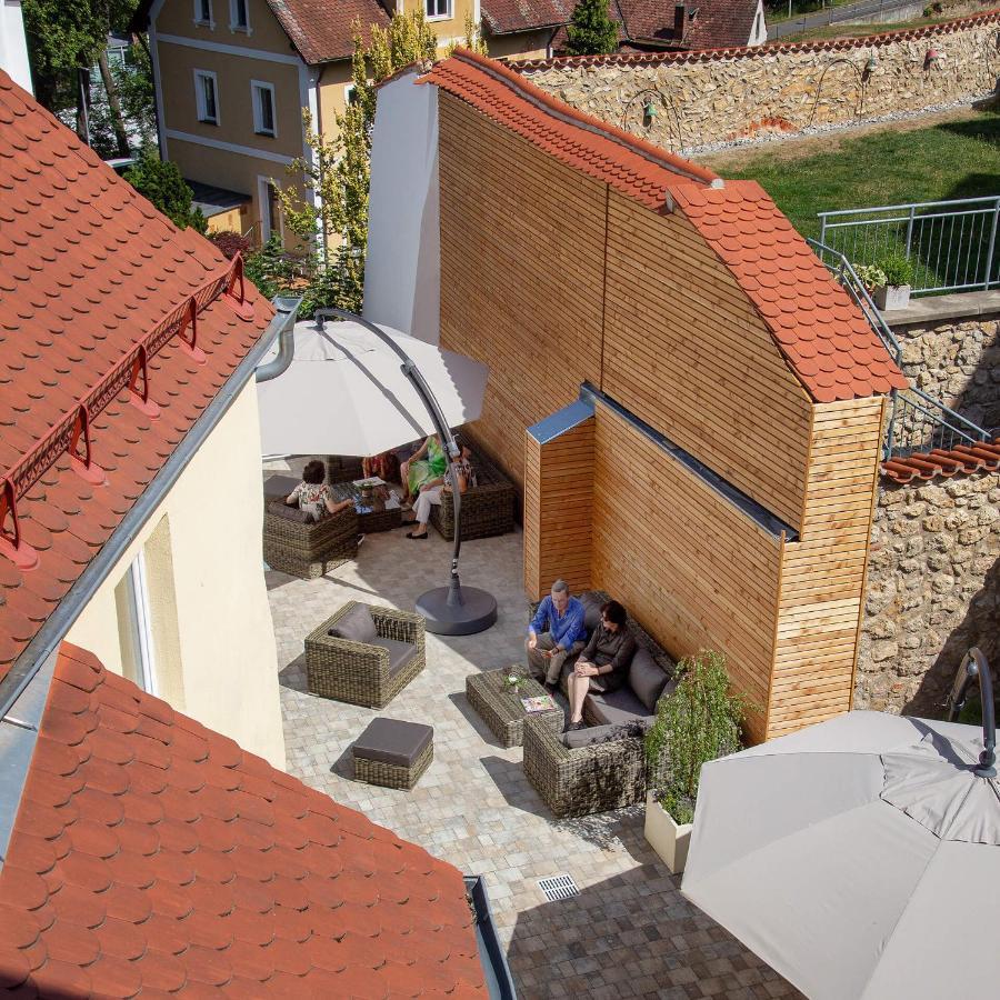 Hotelgasthof Bayerischer Hof Sulzbach-Rosenberg Exterior foto